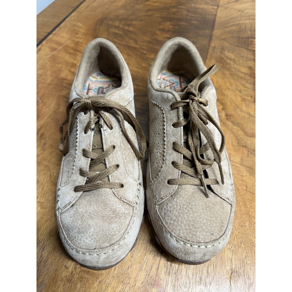 Skechers Woman's 8 Tan Suede Comfort Walking Trail Shoes 49336 Bikers Sneakers